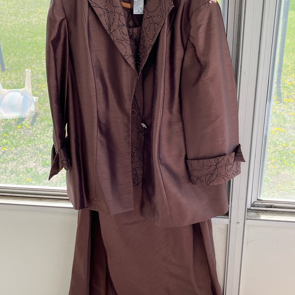 Elegant Brown Suit Set